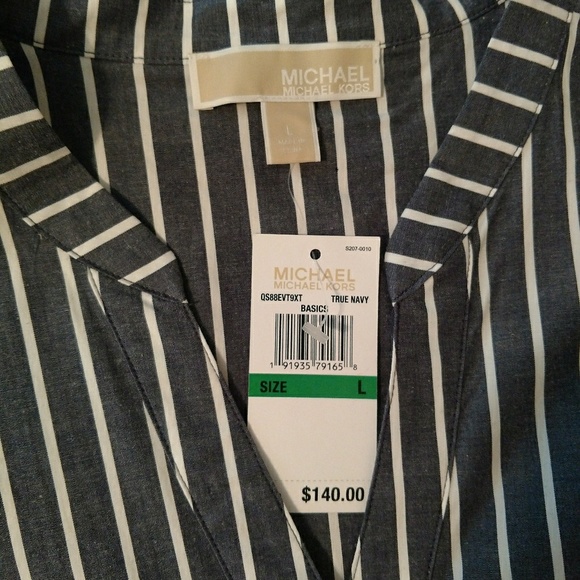 SOLD MICHAEL MK cold shoulder button striped - Picture 7 of 8